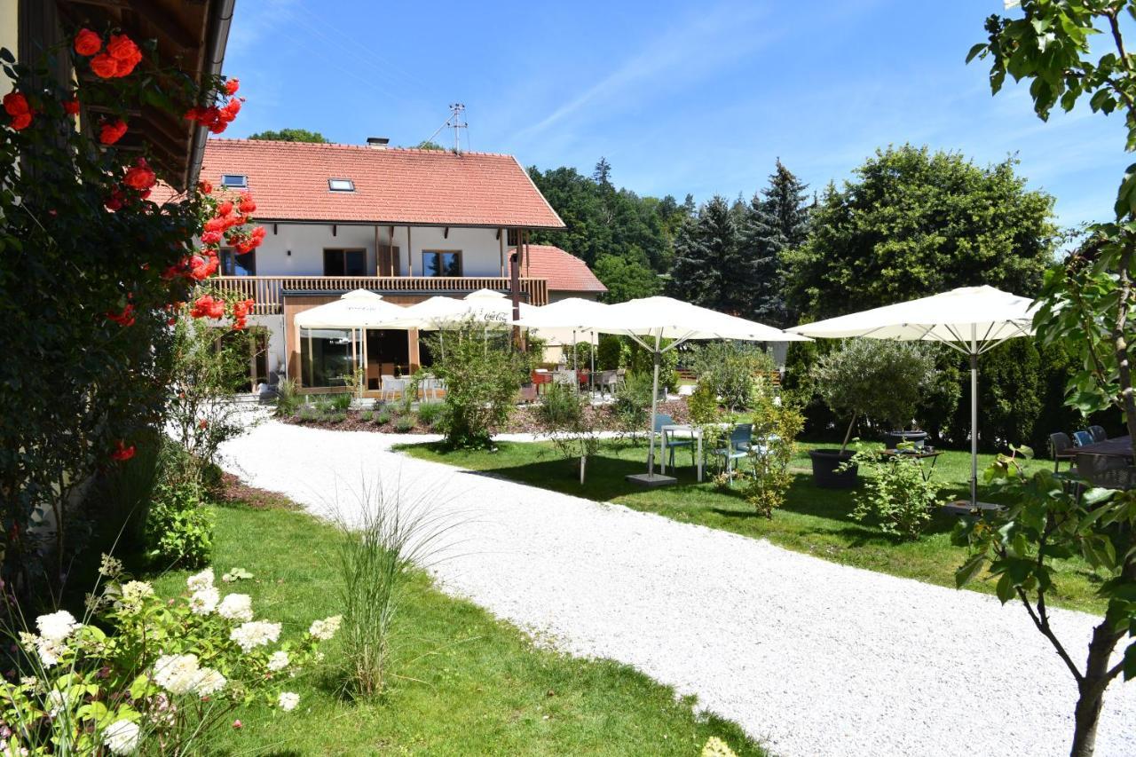 Landhotel Und Restaurant "Das Hobisch" Klagenfurt am Woerthersee Ngoại thất bức ảnh